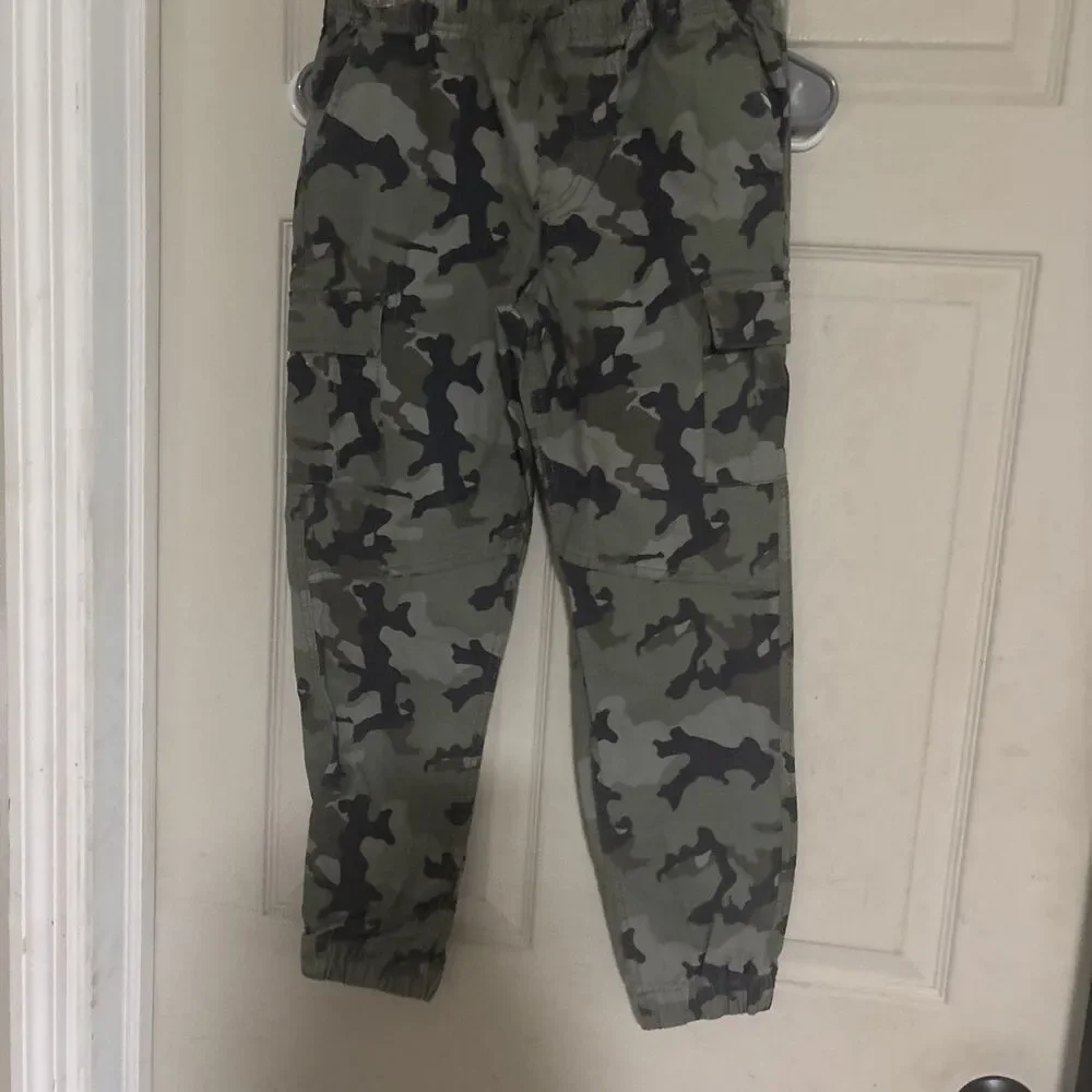 Arizona Jean Company Boys Camo Cargo Pants Size 12 Regular Elastic Waist Pockets